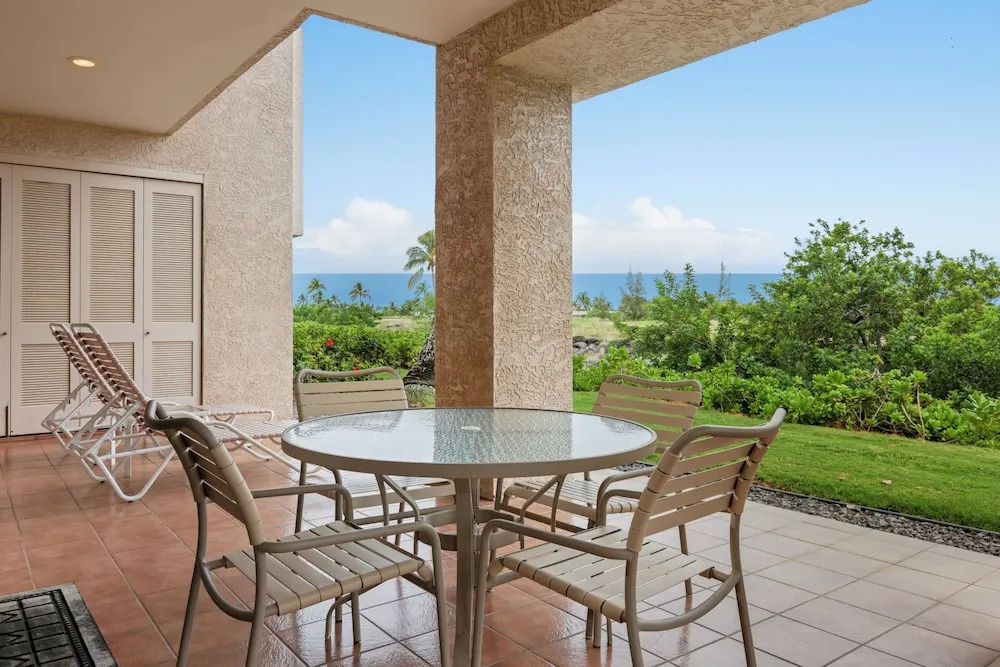 Kohala Coast Vacation Rental by OUTRIGGER
