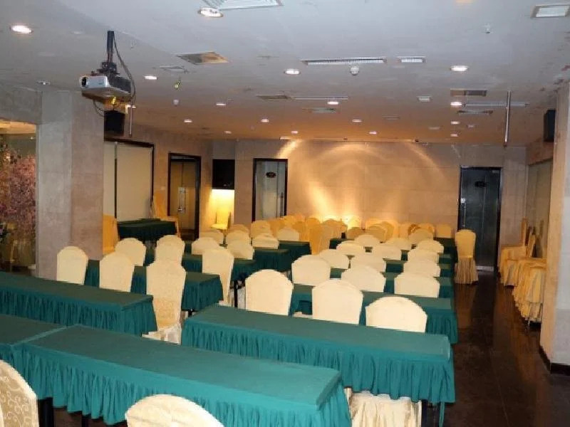 Marco Polo Commercial Hotel