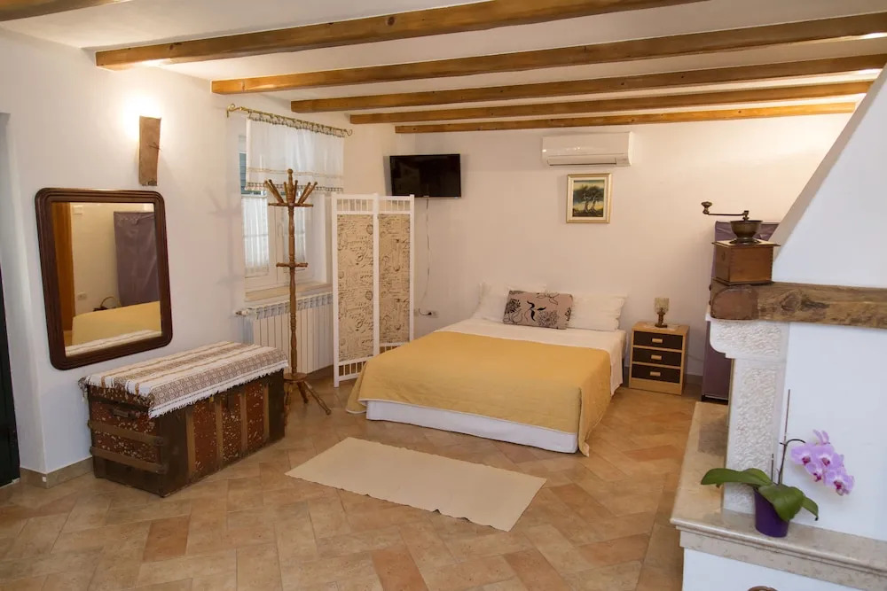 Apartments Tinka