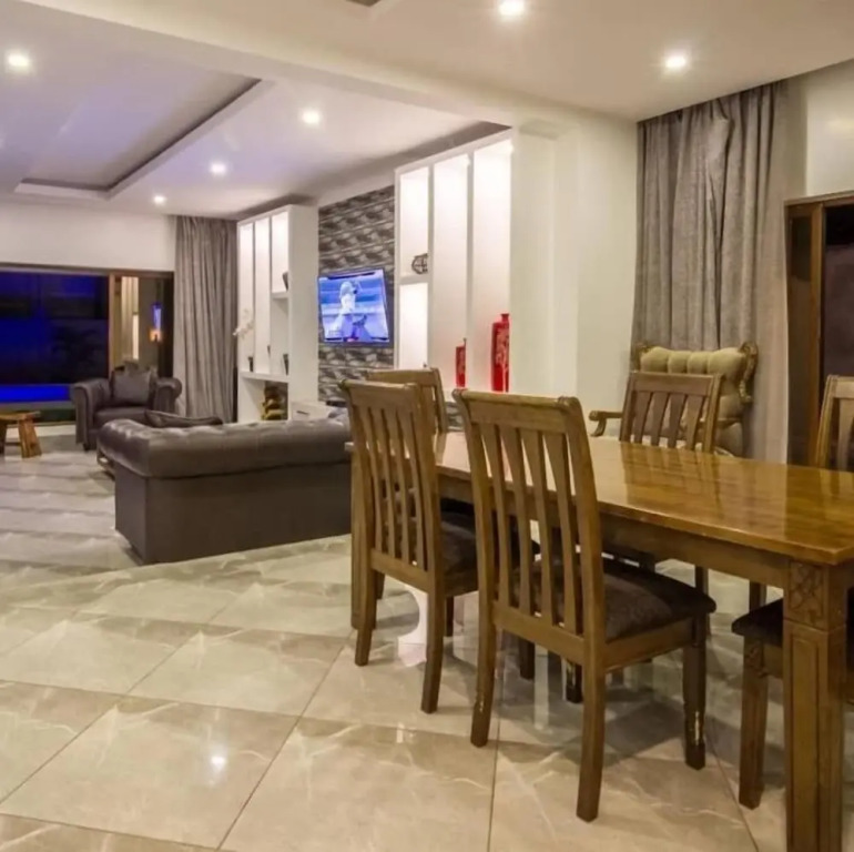 Stay.Plus Diani Luxurious Villa
