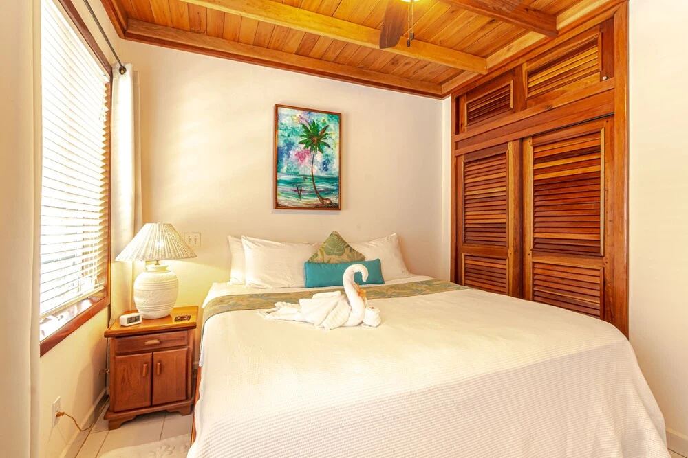 Coral Bay Villas - Lionfish Suite