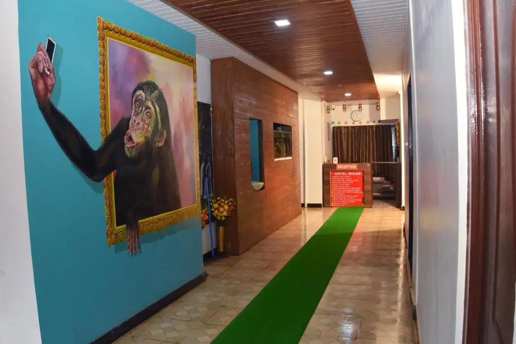 Hotel High Five