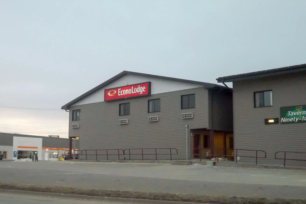 Econo Lodge - Valley City