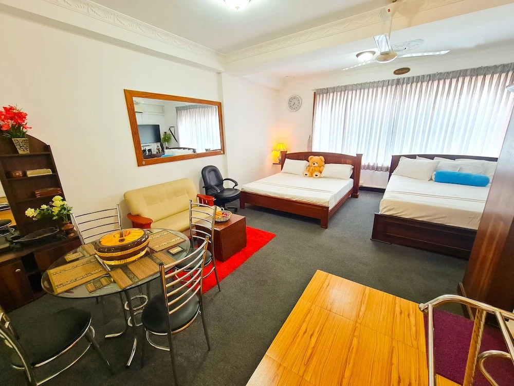 Hotel Hambanthota Rest house