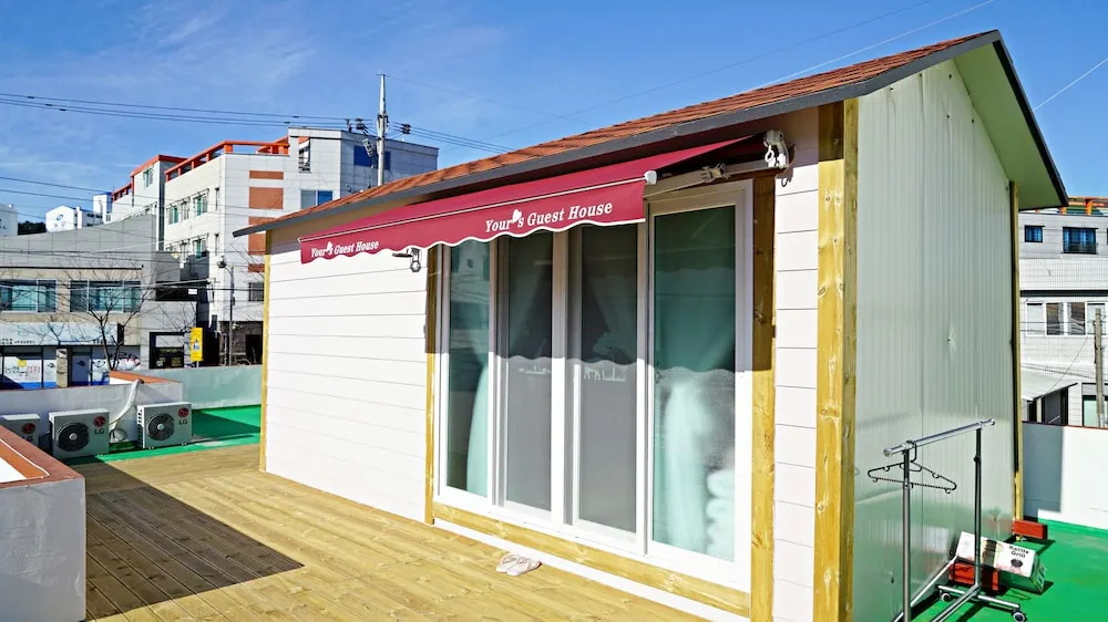 Yours Guesthouse