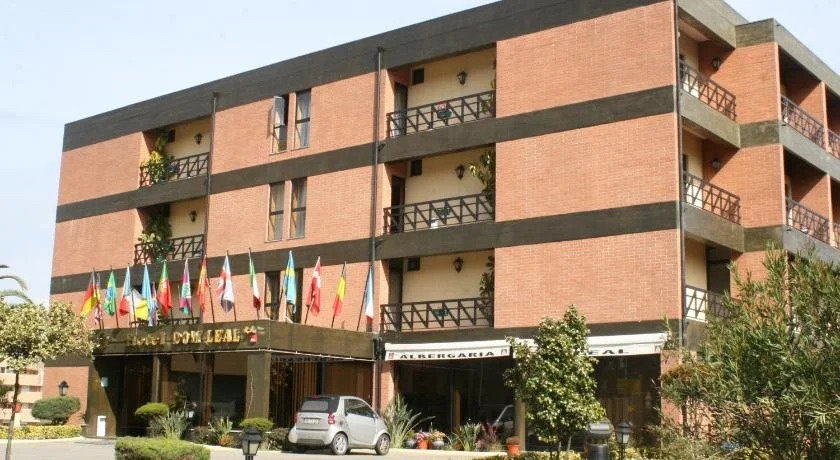 Hotel Dom Leal