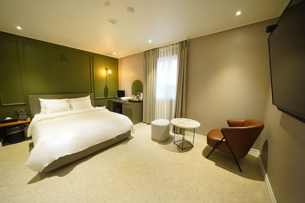 Jungwon Hotel