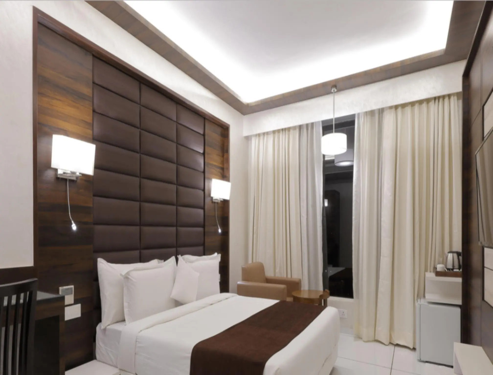 Hotel Silver Heights