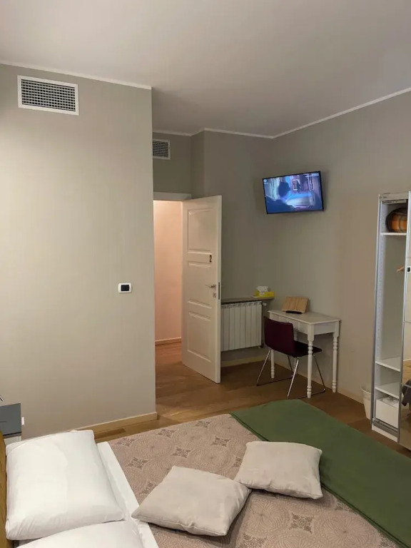 Smart-House-Central-Rent-Rooms-FREE-PARKING