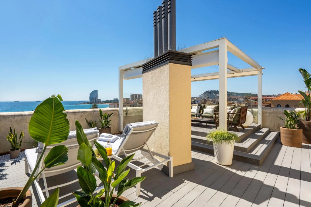 Kronos on the beach Suite 2