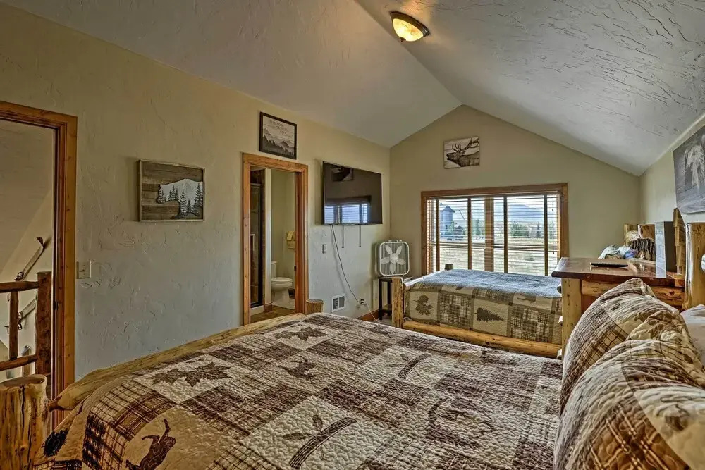 Golf, Ski & Hike: Luxe Group Getaway in Granby!