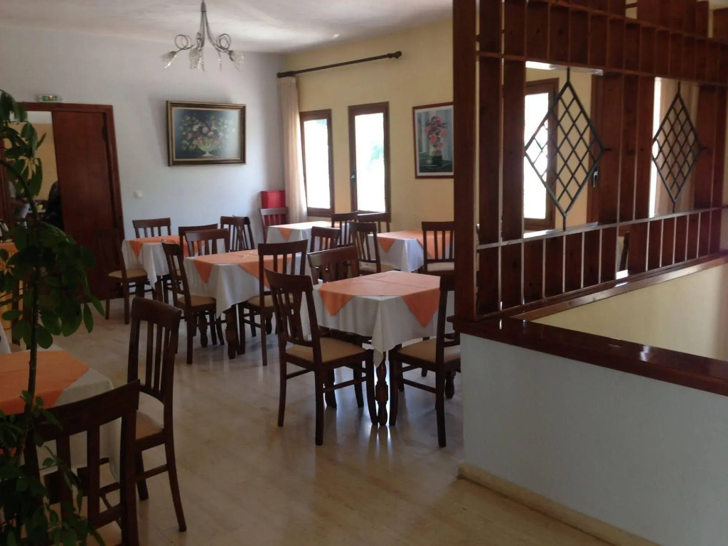 Vontzos Hotel