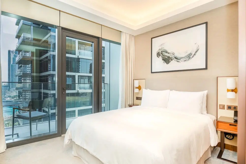 Luxury StayCation - Modern Comfort: 3-BR at The Address Opera