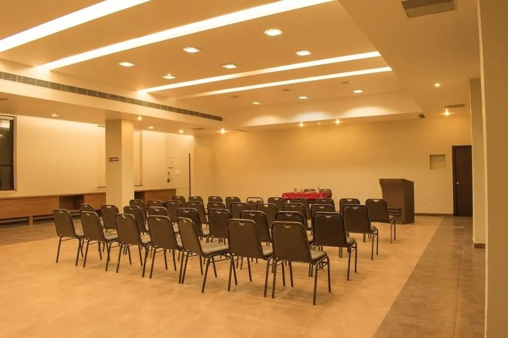 Abn Sarovar Portico Jim Corbett