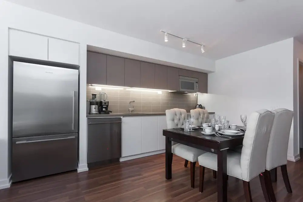 Applewood Suites - Condo Townhome