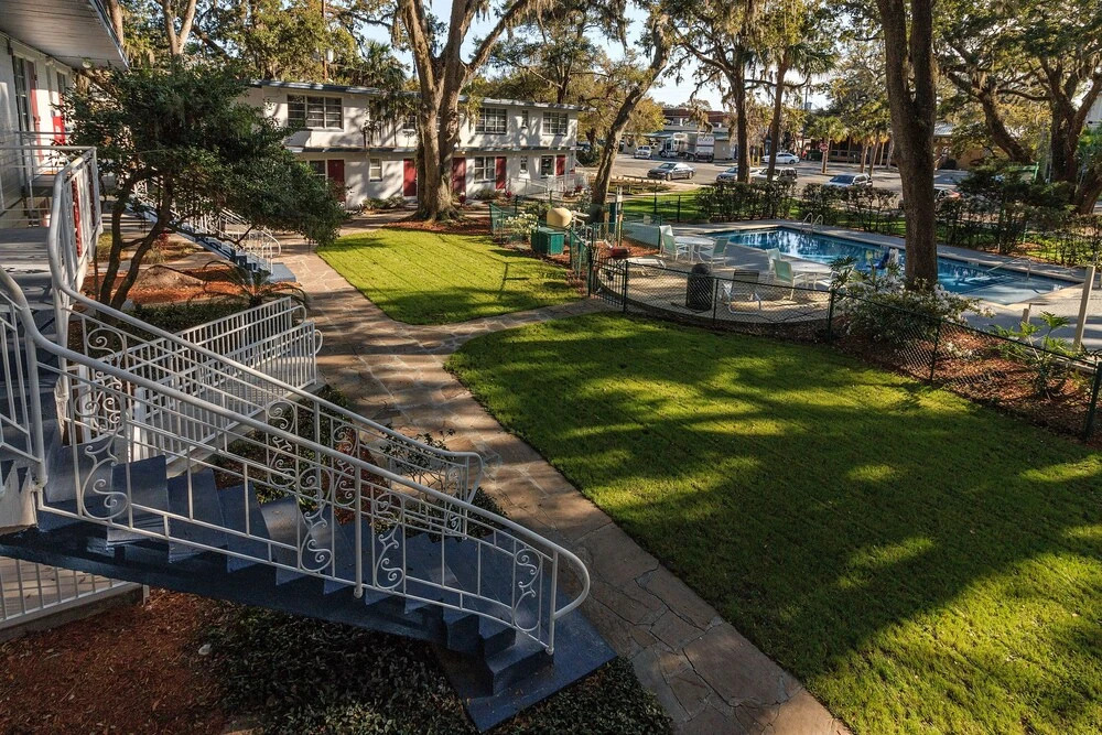 Queens Court Inn