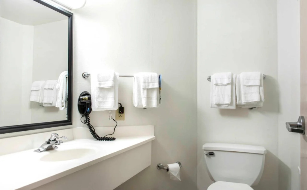 Days Inn by Wyndham Penn State