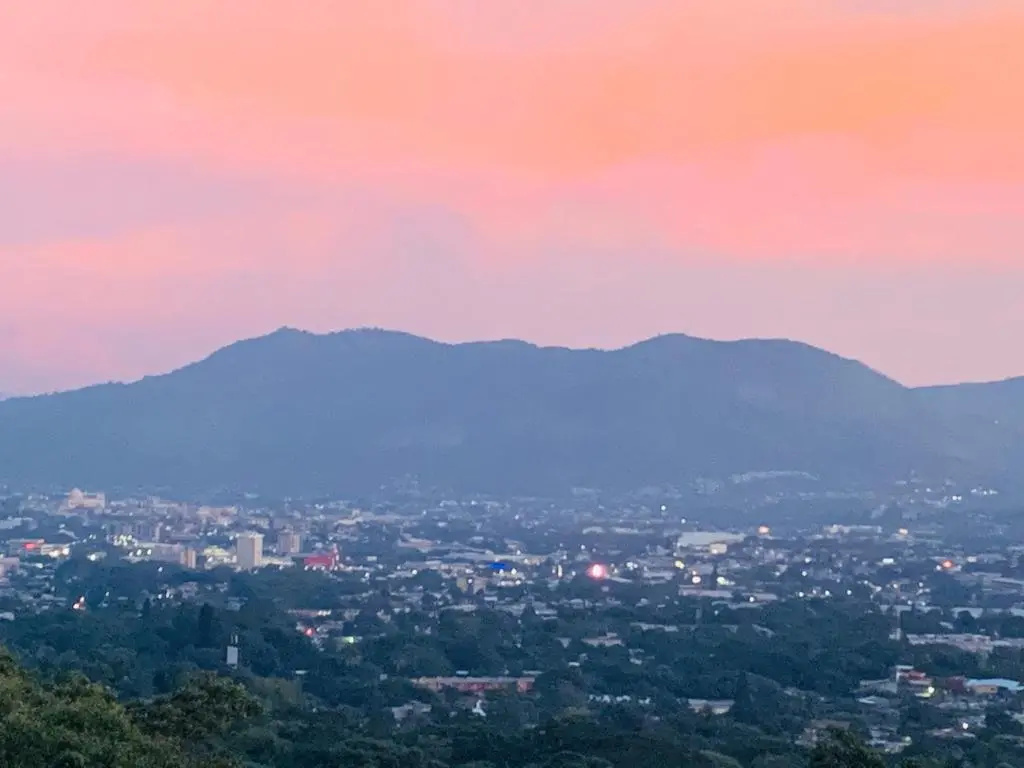 Apartamento Con La Mejor Vista De San Salvador