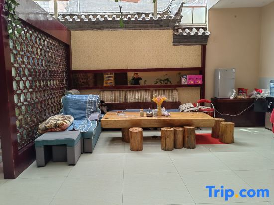 Chunjiang Hotel