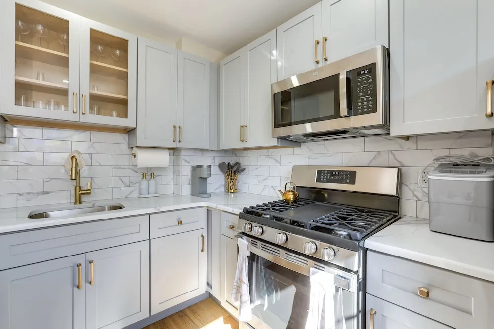 Philadelphia Vacation Rental ~ 4 Mi to Center City