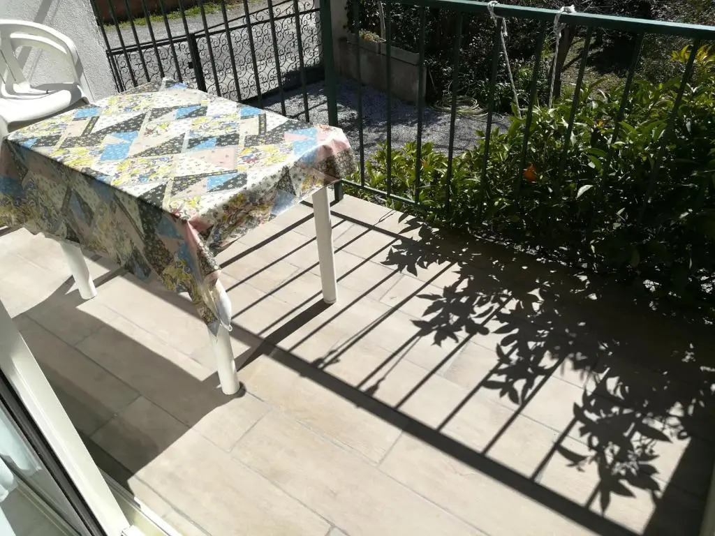 Appartement classé 3 étoiles au 1er étage dune maison avec jardin dans un quartier calme