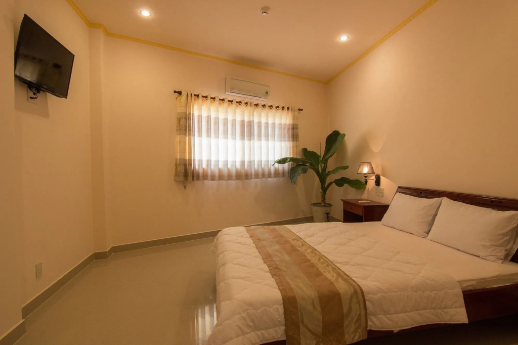 Nhat Ha Hotel