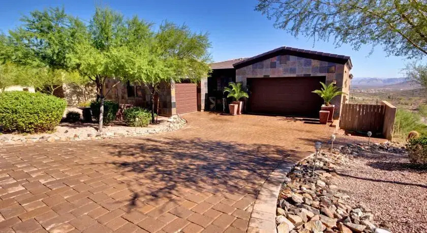 Villa Crestview