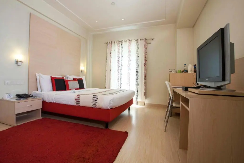 Avalon Courtyard Residence Suites