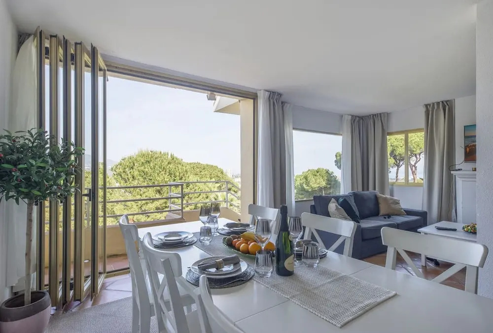 Agrupadas Las Brisas by SB