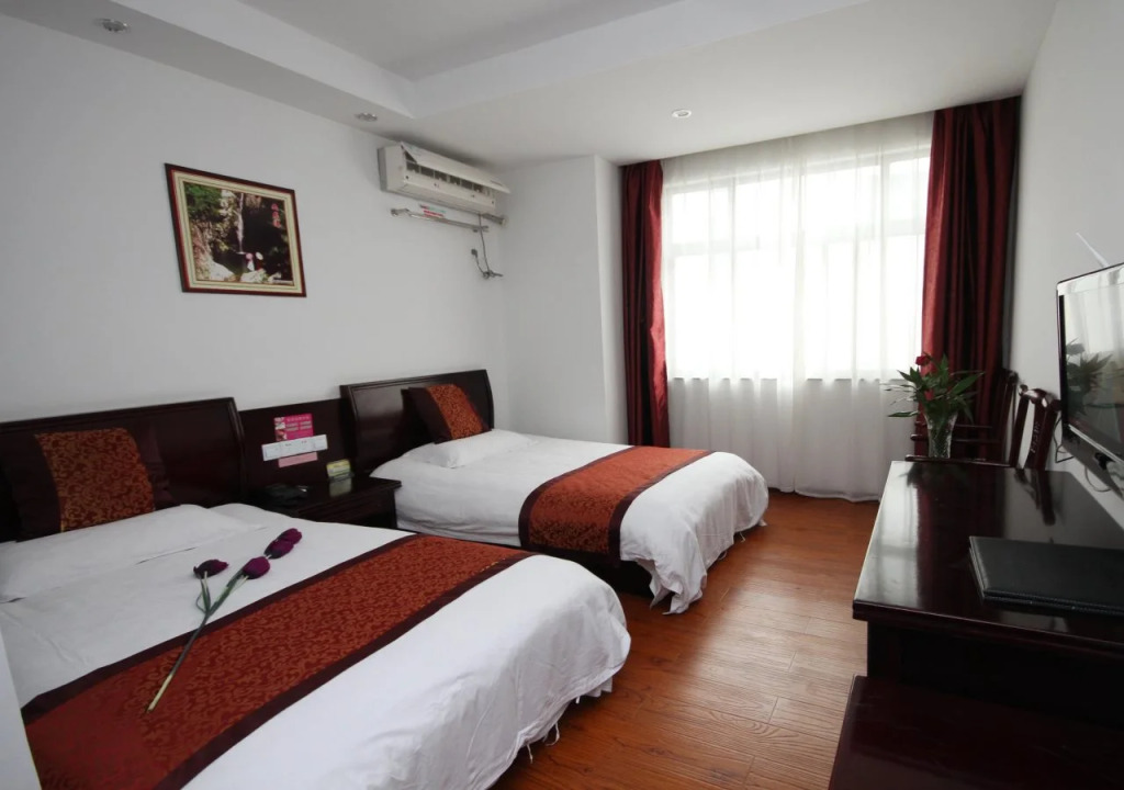 Baichuan Hotel