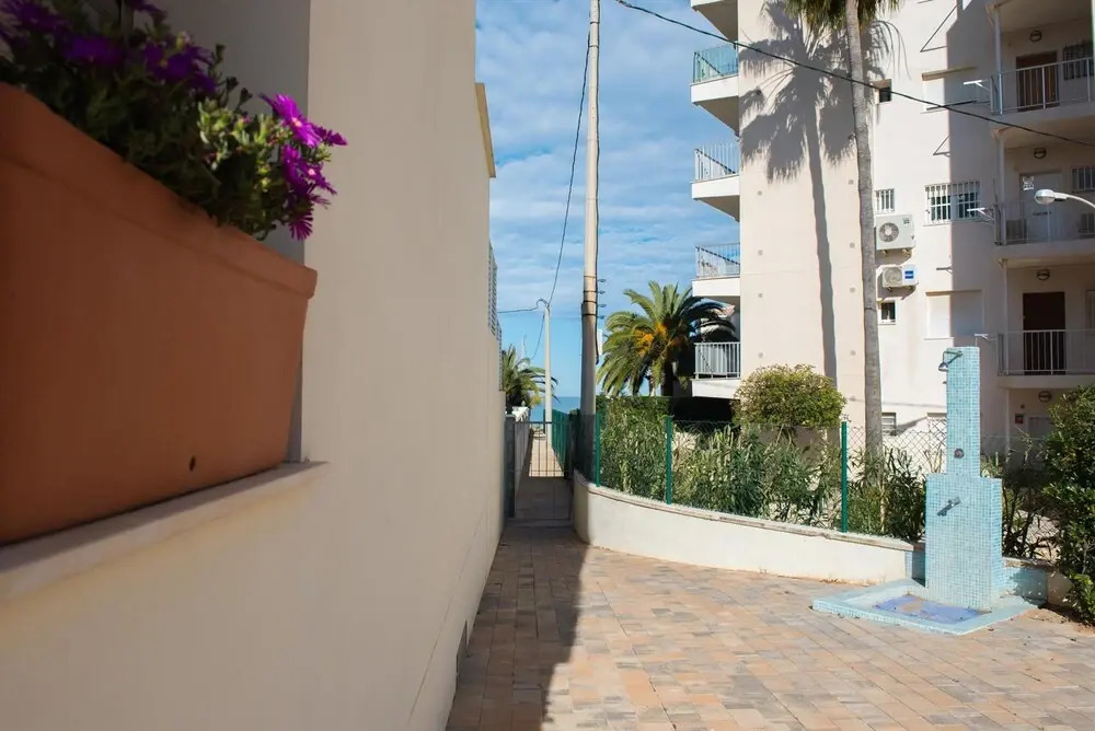 Marina A2 With 3 Bedrooms and 2 Bathrooms