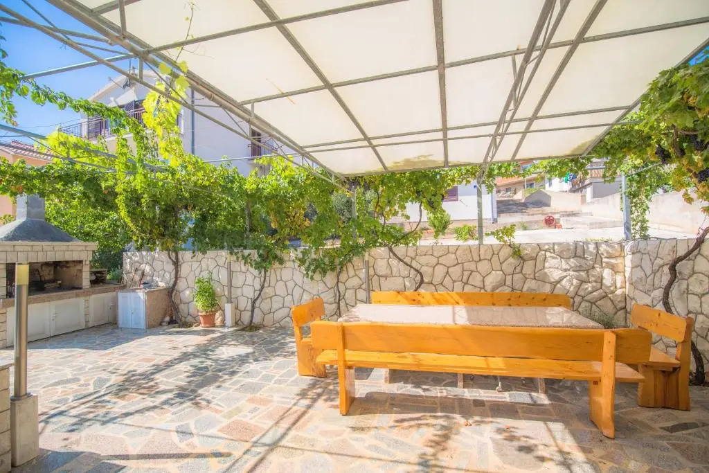 Apartmani Jadranka