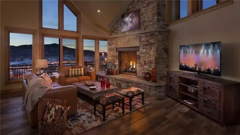 Falconhead Grande 10 BedroomHoliday home By Moving Mountains