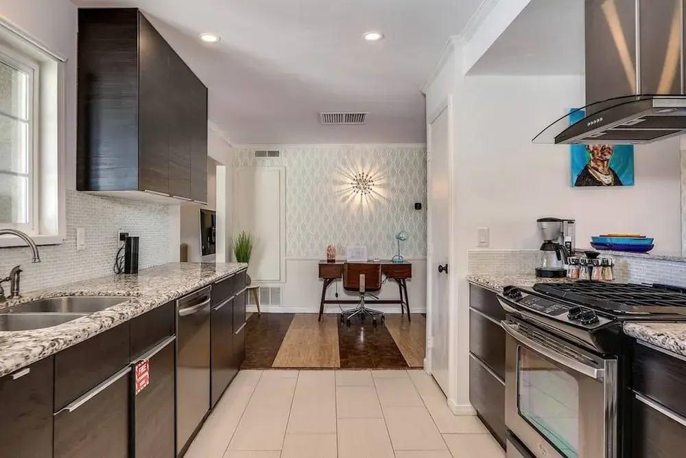 Relax at the 3BR Tranquil Oasis in Palm Springs