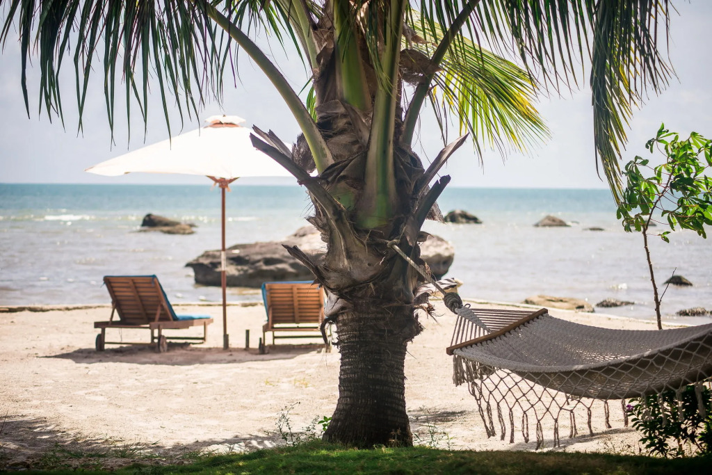 Rocks Beach Boutique