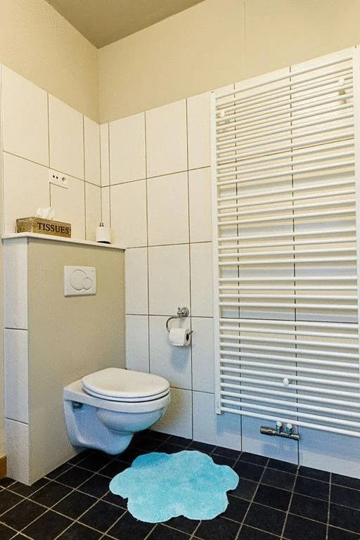 B&B Azadro