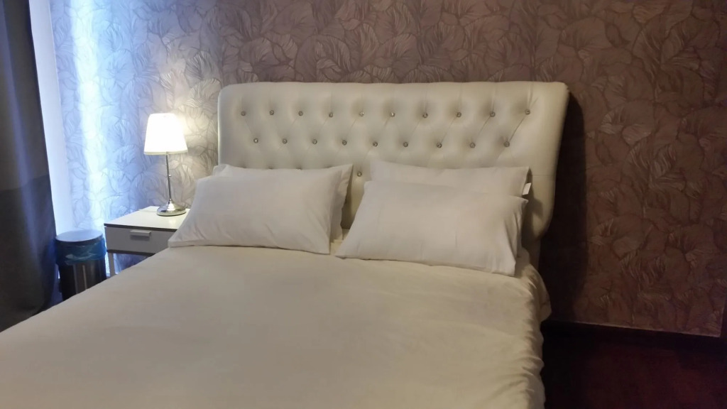 Silverscape Residence Studio Suite by MJ Holiday