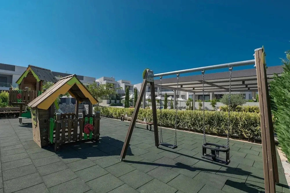 Luxury Olea Valley Apartment - Nikiti Poolside Gem