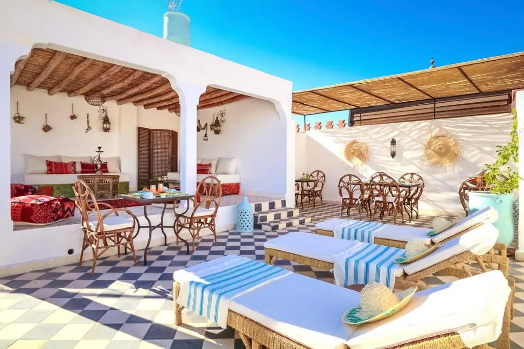 Marrakesh Villa Sleeps 14 with Pool