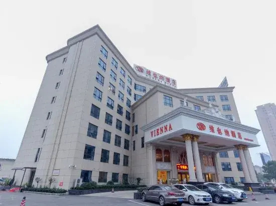 Vienna Hotel (Xiangyang Zuanshi Avenue)