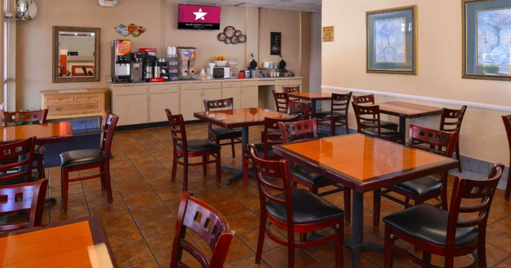 SPRINGWOOD HOTEL, Opelika I-85 Columbus Pkwy