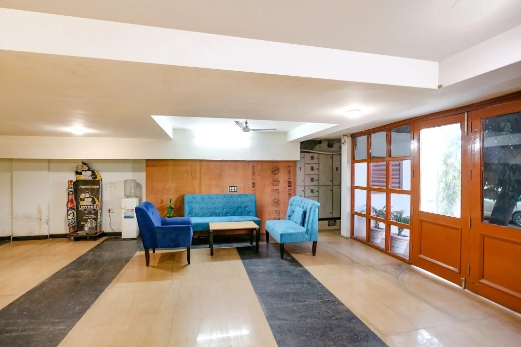 Hotel Silver Saffron Peeragarhi