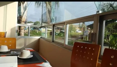 Hotel Sierra Inn