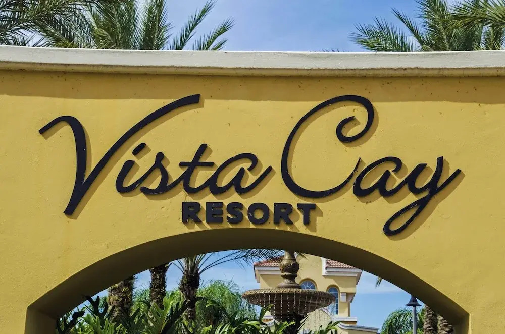 Spacious and Lovely 3BD Unit With Balcony, Close to the Convention Center #3vc309