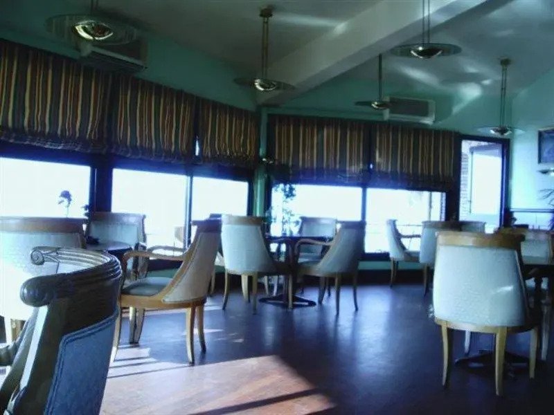 Chateau Linza Resort