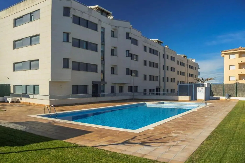 Costabravaforrent Balco 2