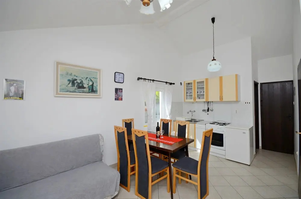 Apartments Zvonko
