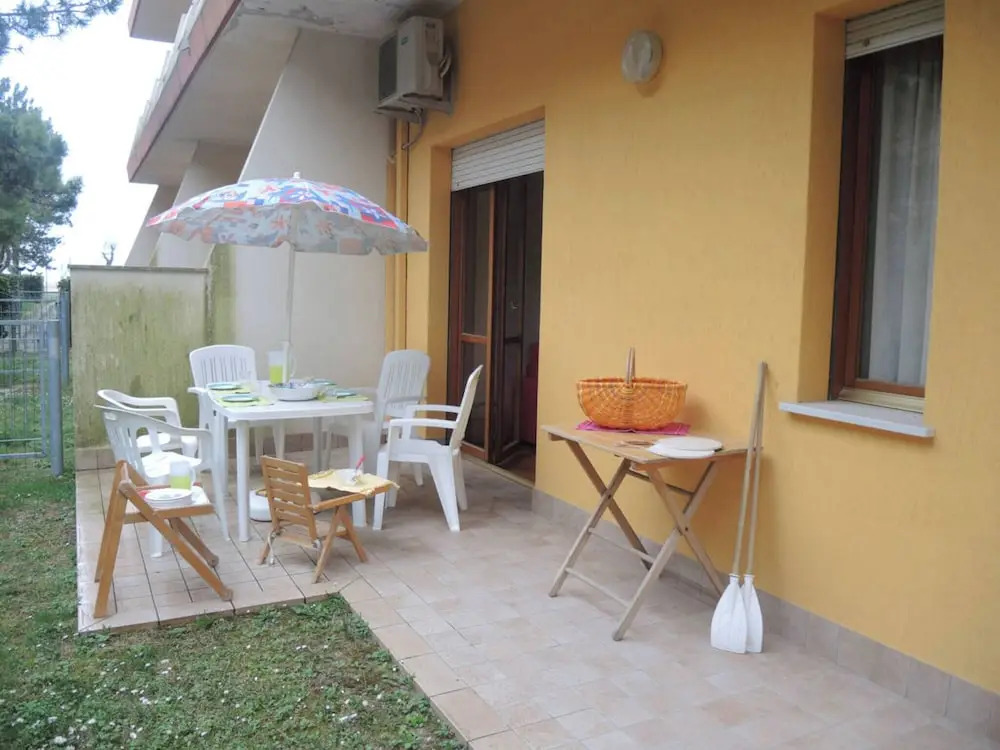 Comfortable Flat Near the sea With Garden