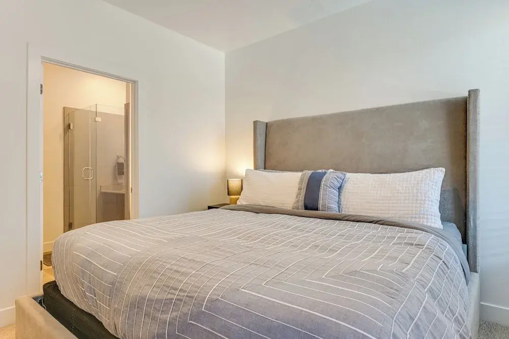 7 Mi to Snow Canyon: Townhome w/ Arcade Games!