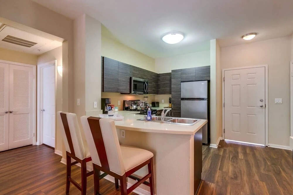 Disney's Gorgeous 1BR/1Bath with Free Parking! (R1)